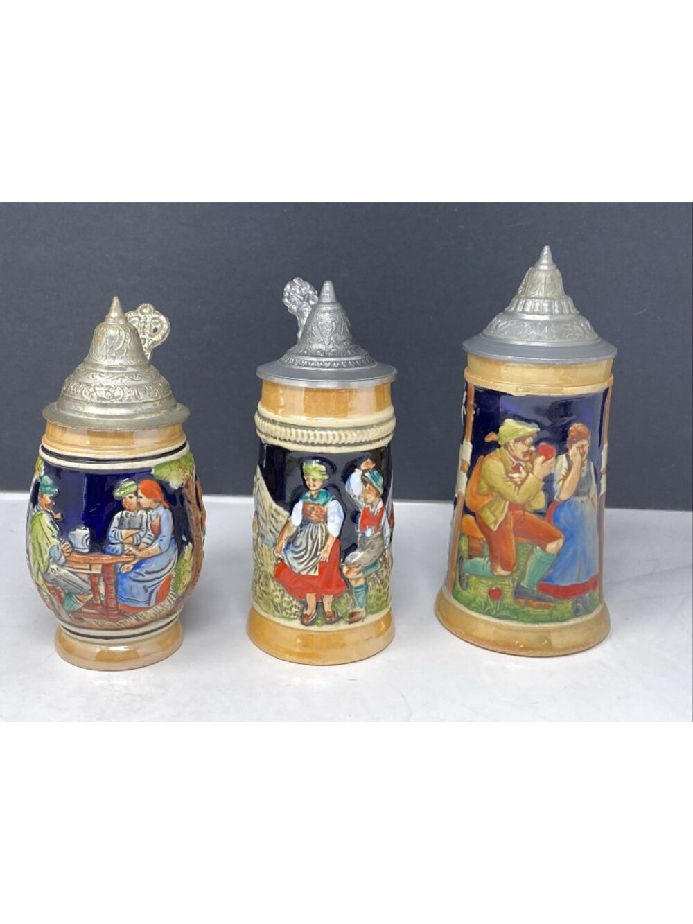 Set Of 3 Vintage German Beer Steins With Pewter Lids 5-3/4” To 6-1/4” Couples